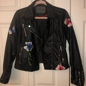 Faux leather jacket w/embroidery